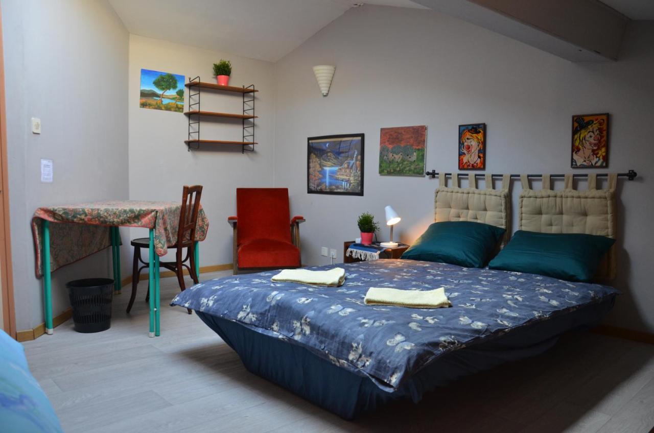 Studio Et Colocation - Gite Les 7 Fontaines Chevinay Exteriör bild